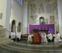 Die großen Fürbitten - "Beuget die Knie!" (Foto: PG)